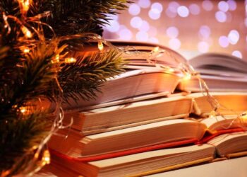 Книжная выставка новинок «Уютное чтение для зимнего вечера»