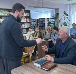 Литературно-музыкальный праздник «Вечной Пасхи живительный свет»