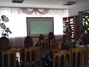 Просмотр и обсуждение фильма-расследования «Дети на прицеле: завербованные врагом»