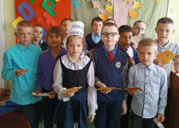 Познавательный час «Мы не одни в этом мире живём»