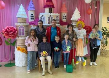 Праздник хорошего настроения  «На всех парусах лета»