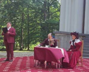 Участники I Международной научно-практической конференции «Берасцейскі летапіс» посетили каплицу-усыпальницу рода Ожешко в аг. Закозель