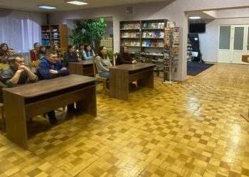 Встреча трудового коллектива библиотеки со старшим инспектором Дрогичинского РОЧС Стемпковским Станиславом