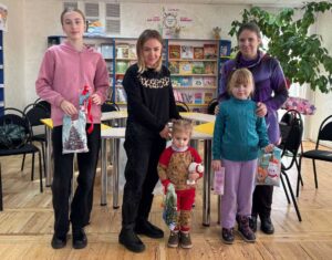 Праздничная феерия «В декабре все деревья в серебре…»