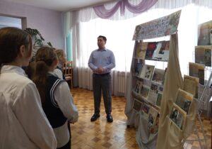 Обзор книжной выставки «Там под небом чужим, по афганской земле»