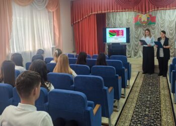 Урок правовой грамотности «По Конституции живет моя страна»