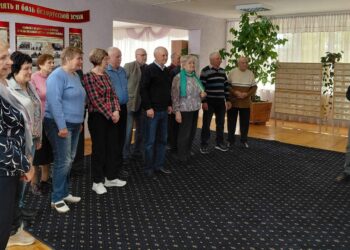 Обзор книжной выставки-панорамы «2026 — Год белорусской женщины»