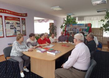 Литературно-поэтическая композиция "Независимость. Единство. Будущее."
