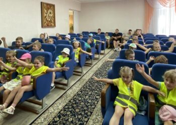 Игровая программа «Дружба начинается с улыбки»