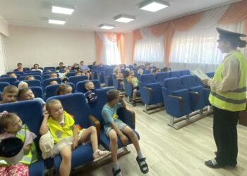 Урок знаний «Очень сильно я спешу, здесь дорогу перейду»