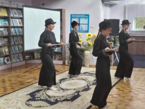 Праздничная программа «С любовью к тем, кто дал нам крылья»